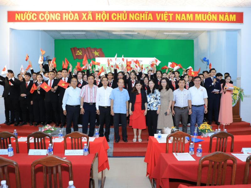 le-xuat-canh-dua-105-hoc-vien-tra-vinh-sang-nhat